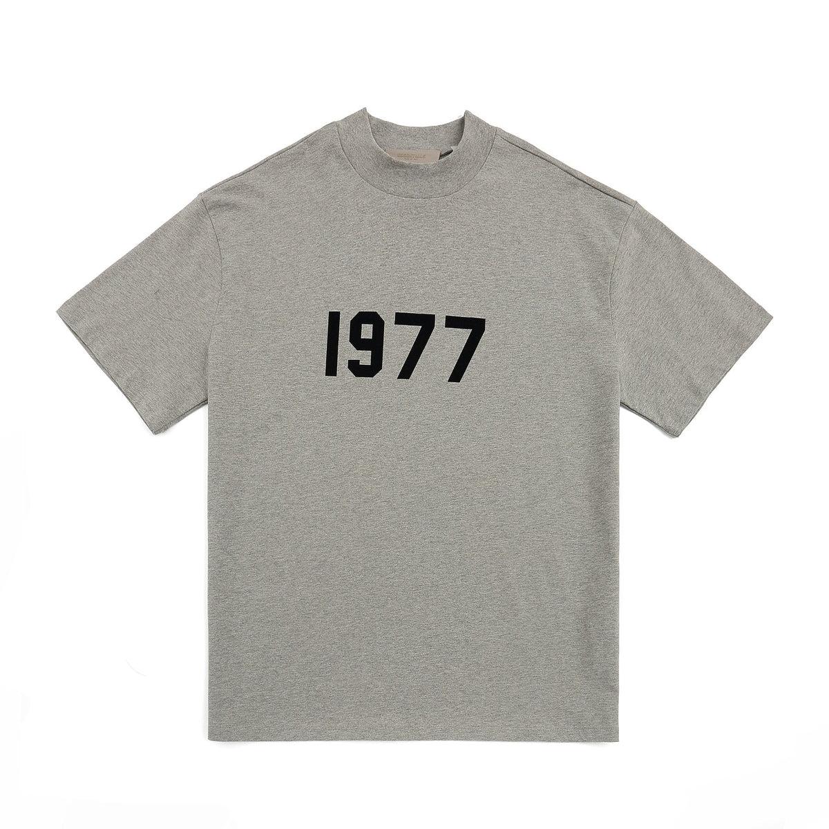 ESSENTIALS 1977 Contrast Graphic Mock-Neck T-Shirt