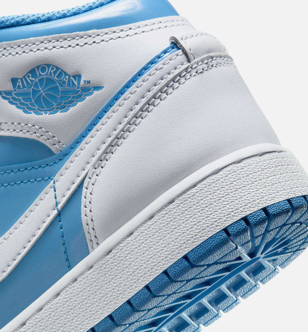 Air Jordan 1 Mid Legend Blue Youth Sneakers - White/Legend Blue